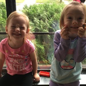 Meet your Posher, Dana